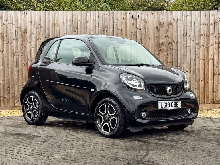 image for 2019 smart fortwo EQ fortwo Prime Premium+ 22kW 3dr Coupe Electric Automatic