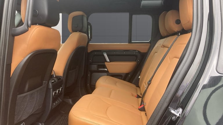 2022 Land Rover Defender 5.0 P525 V8 110 5dr Auto Petrol Estate Estate Petrol Automatic