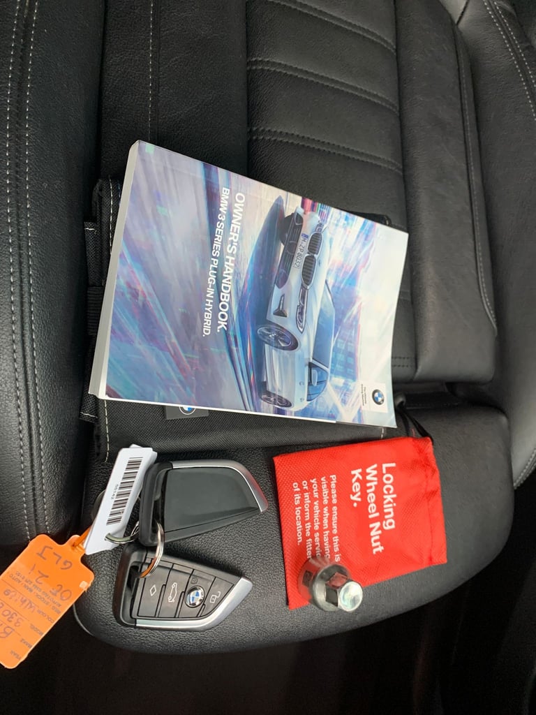 2021 BMW 3 Series 2.0 330e 12kWh M Sport Saloon 4dr Petrol Plug-in Hybrid Auto xDrive Euro 6  Sal...