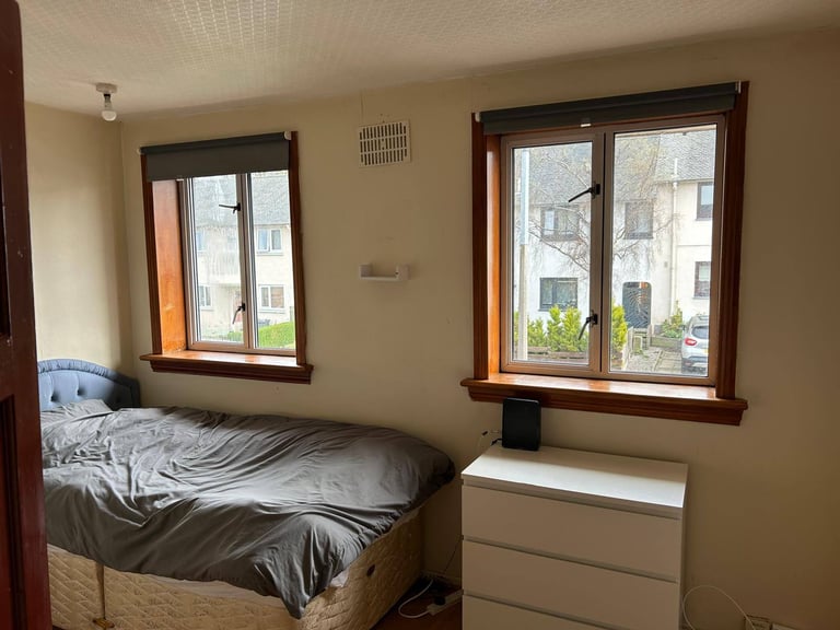 Urgent: Amazing Double room To let (Bills included)