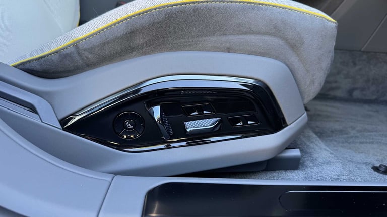 2025 Lotus Emeya 450kW 102kWh 4dr Auto Saloon Electric Automatic