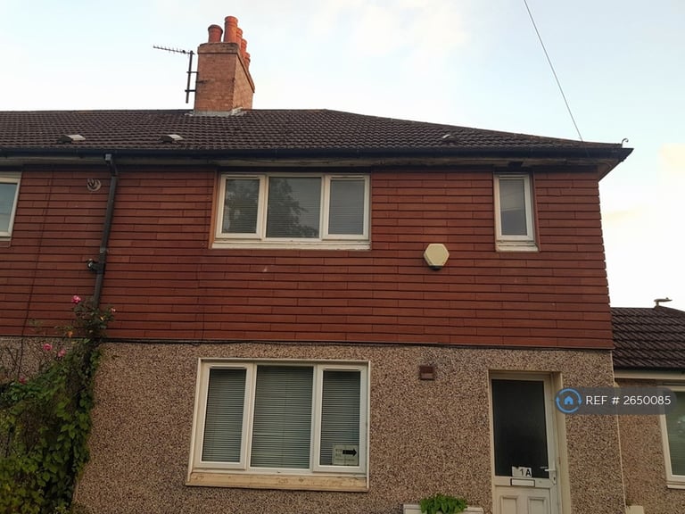 2 bedroom flat in Donnington Bridge Road, Oxford, OX4 (2 bed) (#2650085)