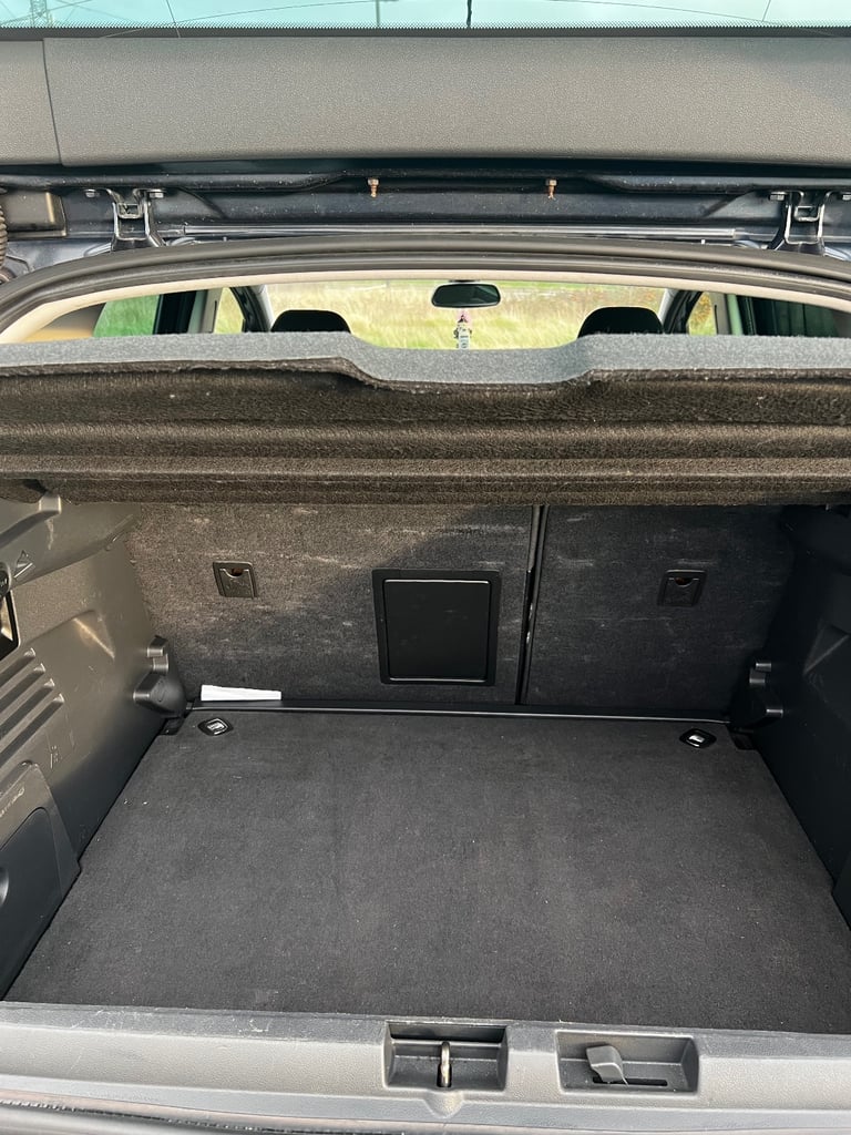 Peugeot, 3008, Hatchback, 2012, Manual, 1560 (cc), 5 doors