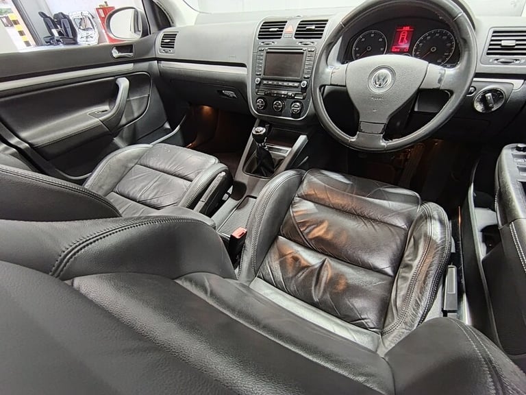 2005 Volkswagen Golf TDI GT Hatchback Diesel Manual