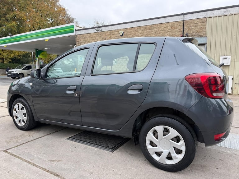 2017 Dacia Sandero 1.0 SCe Ambiance Euro 6 5dr HATCHBACK Petrol Manual