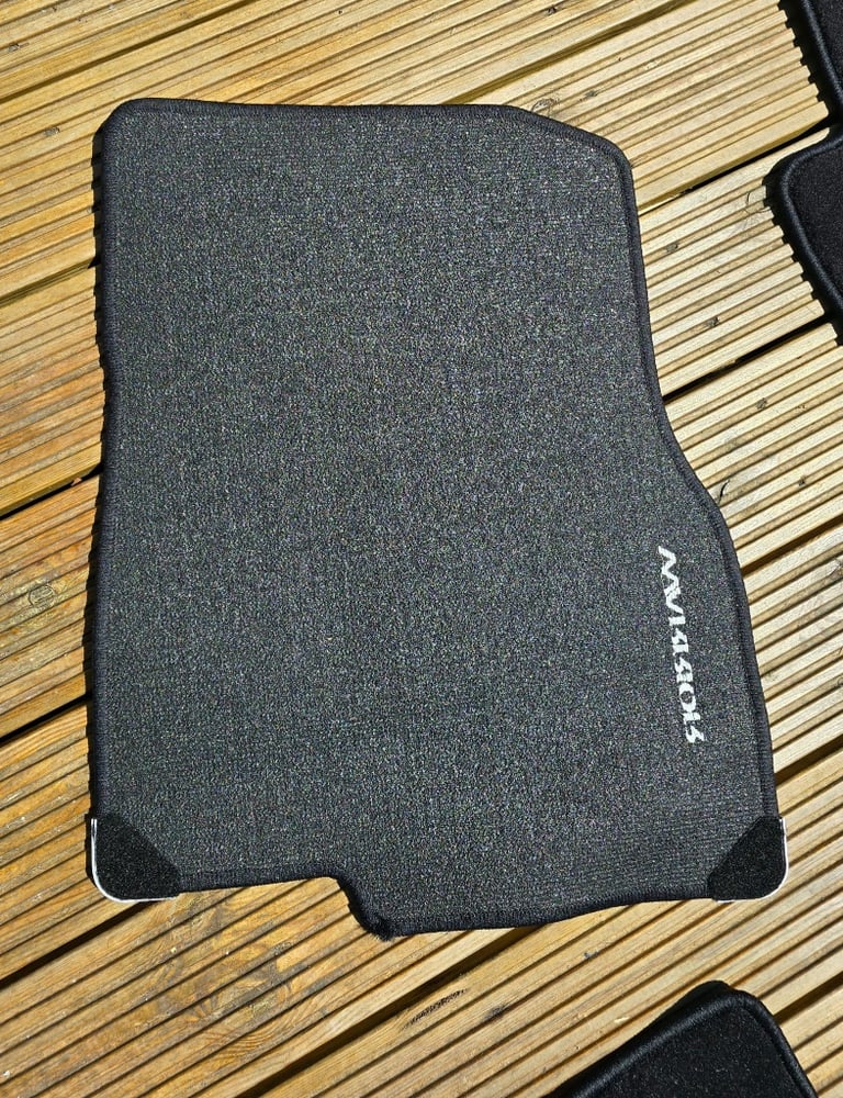 Mitsubishi car floor mats for L200 or Warrior