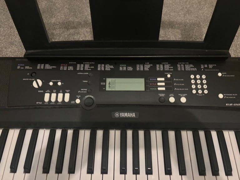 Yamaha Keyboard 