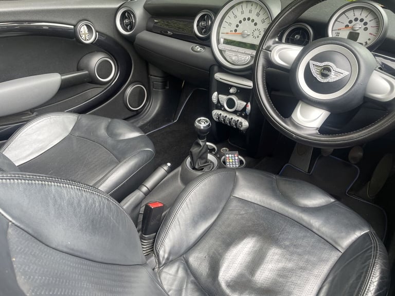2010 MINI Convertible 1.6 Cooper [122] 2dr CONVERTIBLE Petrol Manual