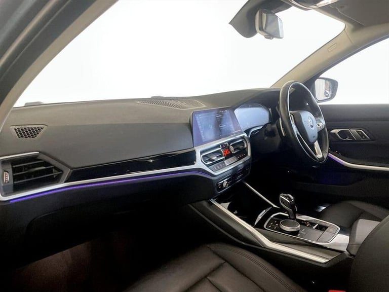 2019 BMW 3 Series 330e SE Pro 4dr Auto SALOON PETROL/ELECTRIC Automatic
