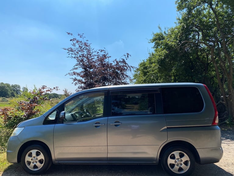 2008 Nissan Serena 2.0 VVI-T PETROL 8 SEATS MPV Petrol