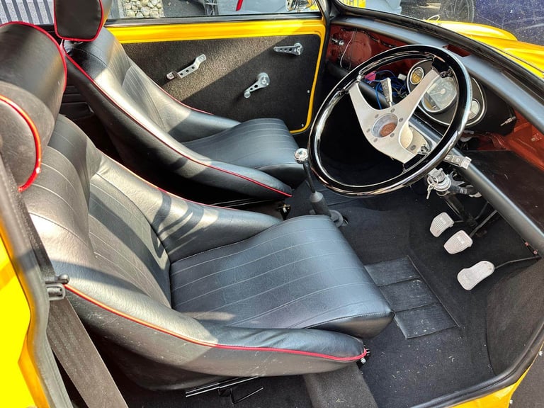 Mini cooper 1380 .