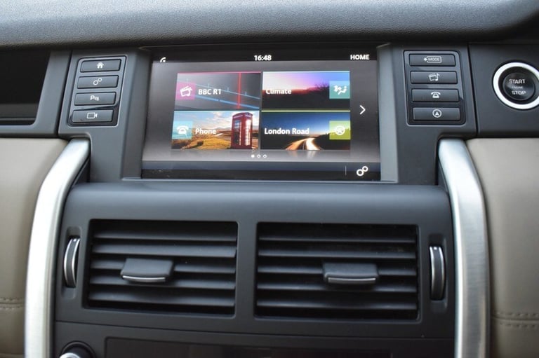 Land Rover Discovery Sport TD4 HSE