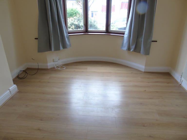 Very large 3 bedroom house for rent in the heart of Enfield EN8! Viewings start now