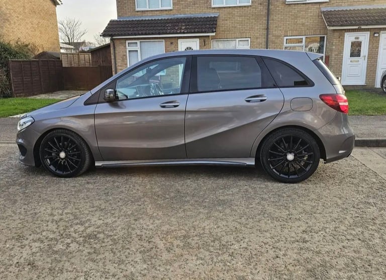 Mercedes-Benz, B CLASS, MPV, 2016, Semi-Auto, 1461 (cc), 5 doors