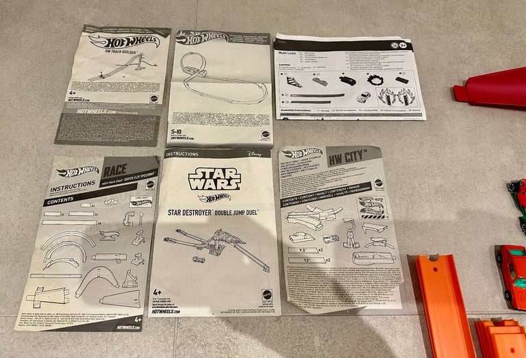 Hot Wheels Set, Track & Cars Bundle 