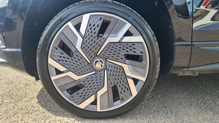 2023 Skoda Karoq 1.5 TSI ACT SportLine DSG Euro 6 (s/s) 5dr ESTATE Petrol Automatic