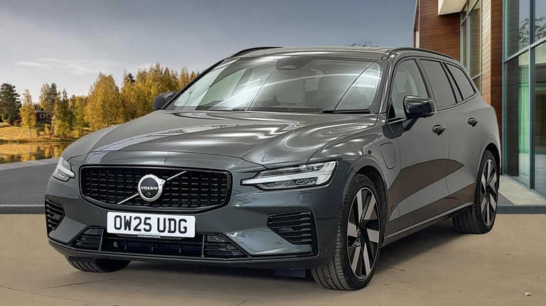 2025 Volvo V60 2.0 T8 [455] PHEV Ultra Dark 5dr AWD Auto ESTATE PETROL/ELECTRIC Automatic