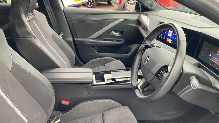 2023 Vauxhall Astra 1.6 Plug-in Hybrid GSe 5dr Auto Hatchback Hatchback Hybrid Automatic