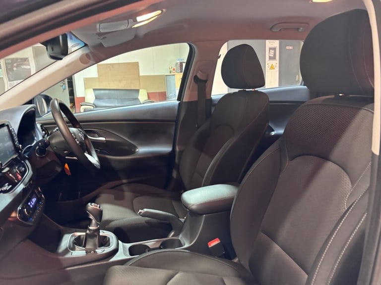 2017 17 HYUNDAI I30 1.0 T-GDI BLUE DRIVE SE NAV HATCHBACK 5DR PETROL MANUAL EURO