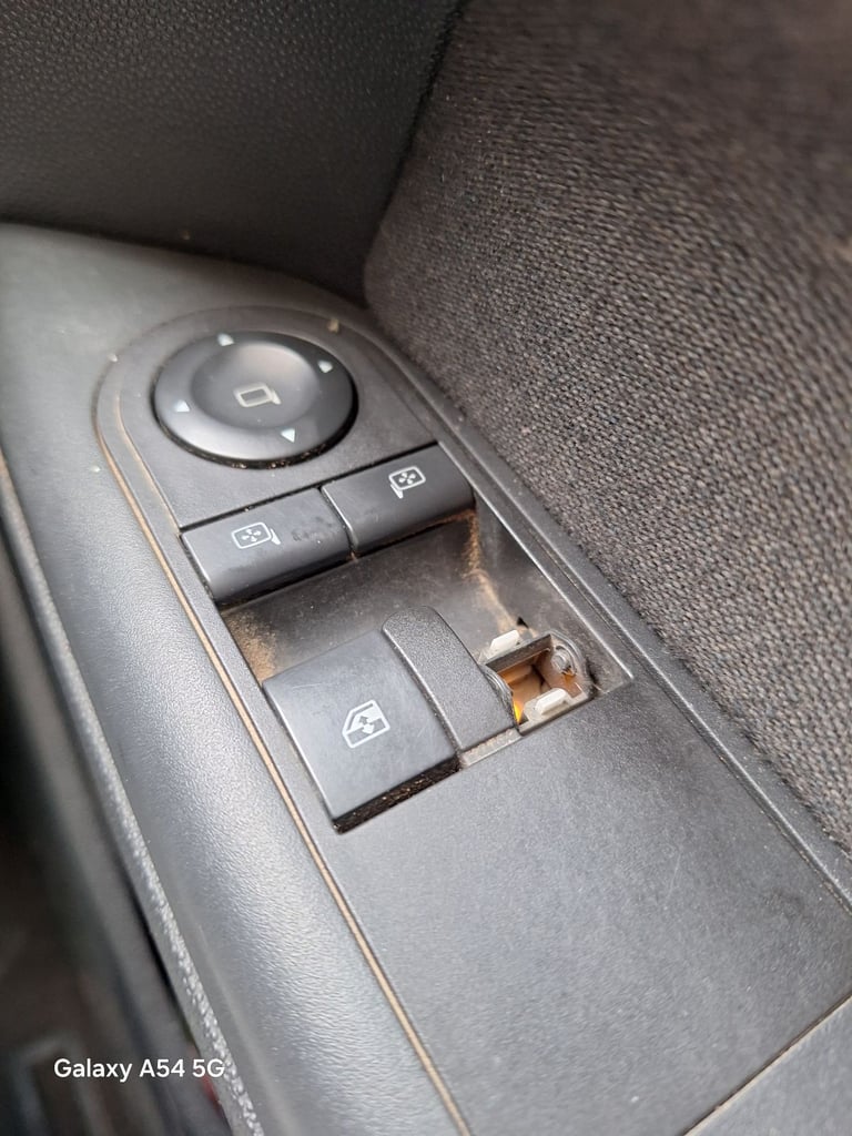 Vauxhall, ASTRA, Estate, 2006, Manual, 1796 (cc), 5 doors