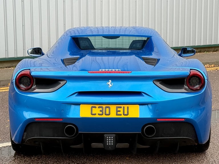 LEFT HAND DRIVE FERRARI 488 SPIDER 3.9T V8 F1 DCT | UK REG | CARBON | LHD