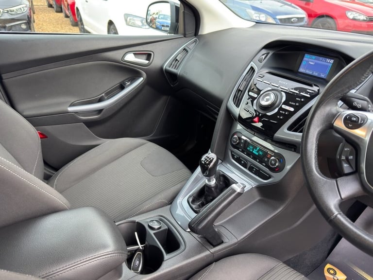 2014 Ford Focus 1.0 125 EcoBoost Titanium 5dr HATCHBACK PETROL Manual