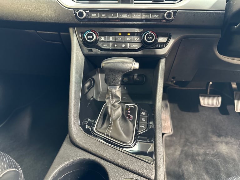 2020 Kia Niro 5Dr 3 1.6 PHEV Auto Estate Petrol Parallel PHEV Automatic