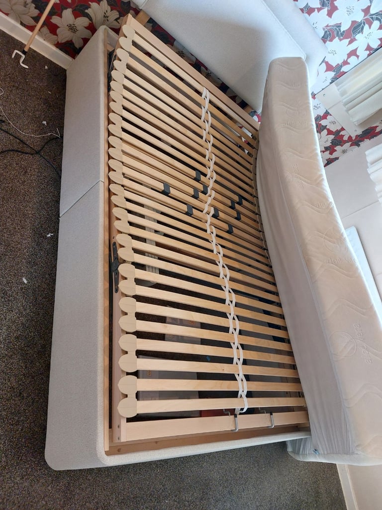 Riser recliner bed. Double.