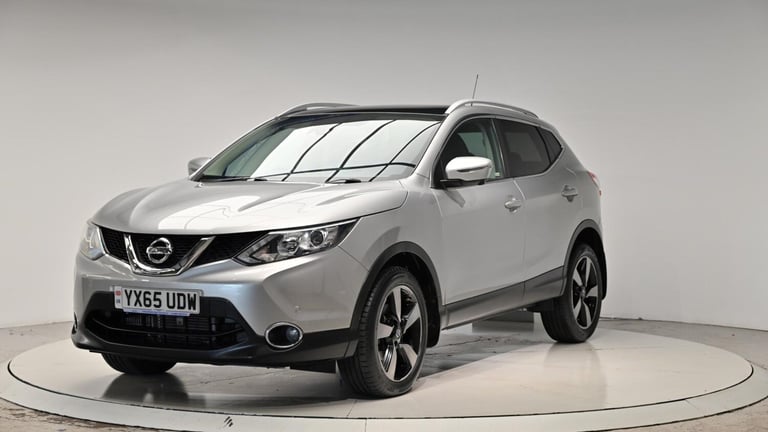 2015 Nissan Qashqai 1.6 dCi n-tec+ XTRON 2WD Euro 6 (s/s) 5dr HATCHBACK Diesel Automatic