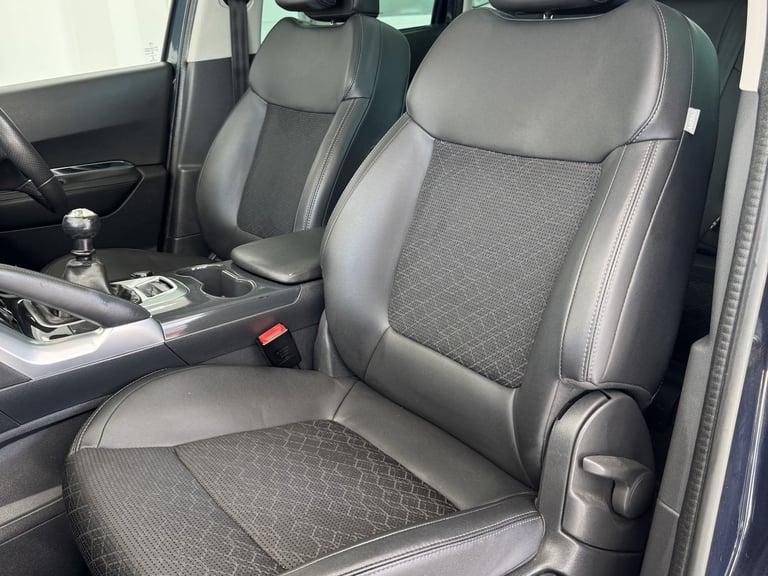 PEUGEOT 3008 1.6 HDi Allure Blue Manual Diesel 2014