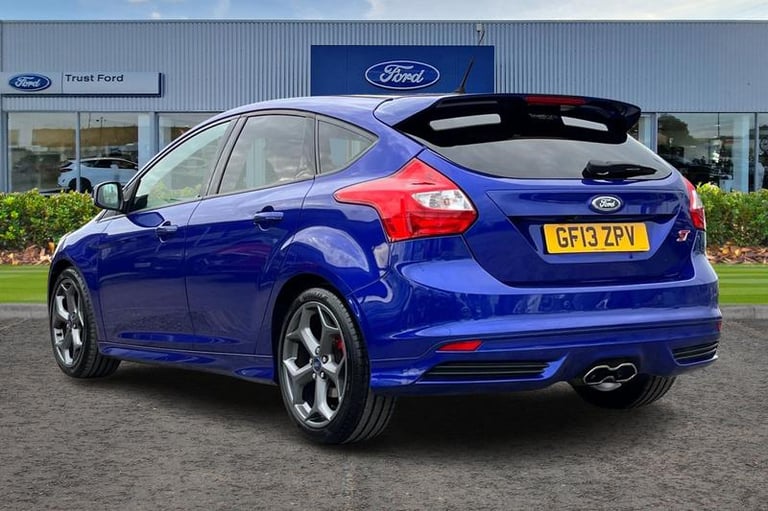 2013 Ford Focus 2.0T ST-3 5dr HATCHBACK PETROL Manual