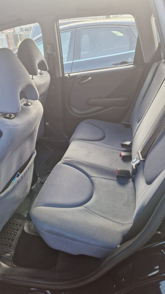 Honda, JAZZ, Hatchback, 2005, Semi-Auto, 1339 (cc), 5 doors