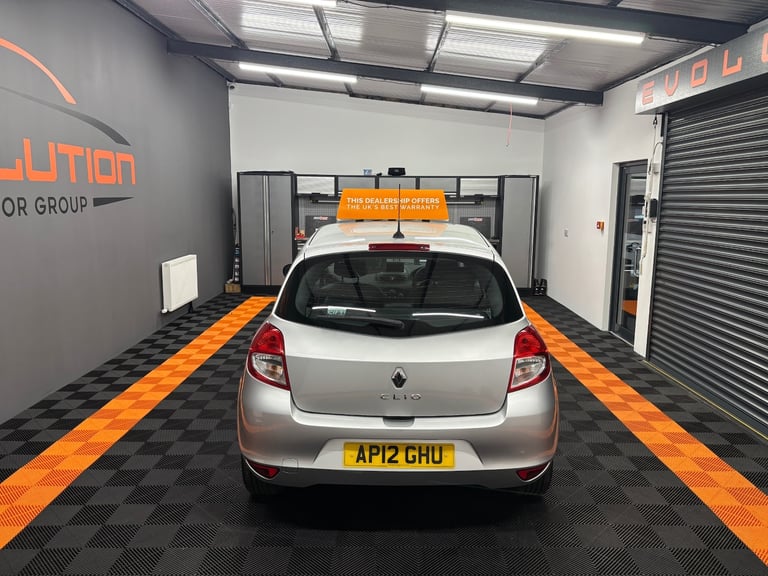 2012 Renault Clio 1.2 16V Dynamique TomTom 5dr HATCHBACK Petrol Manual