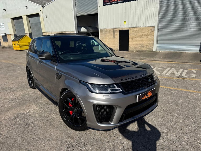 image for Land Rover Range Rover Sport SVR