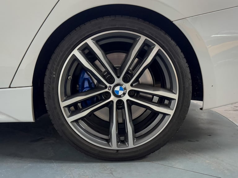 2019 BMW 3 Series 320i M Sport Shadow Edition Saloon SALOON Petrol Automatic