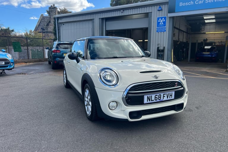  MINI 3 Door Hatch 2.0 Cooper S Hatchback 3dr Petrol Manual Euro 6 s/s 192 Ps