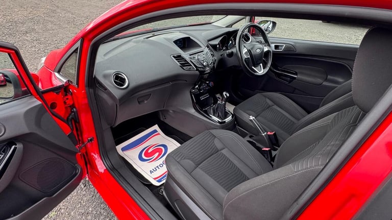 FORD FIESTA 1.0 T EcoBoost Zetec 2015