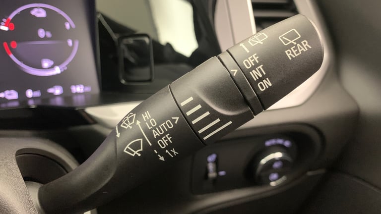 2023 Vauxhall Grandland 1.6 14.2kWh GSe SUV 5dr Petrol Plug-in Hybrid Auto AWD Euro 6 (s/s) (300 ...