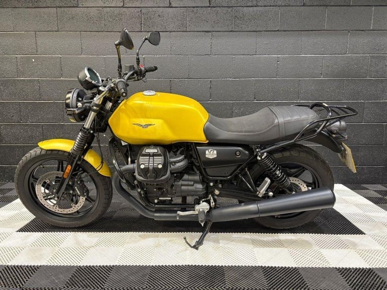 2023 23 MOTO GUZZI V7 853 IV STONE ROADSTER/RETRO PETROL MANUAL EURO 5 (65 PS)