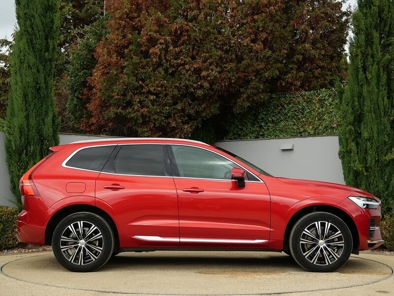 2022 Volvo XC60 2.0h T6 Recharge 18.8kWh Inscription SUV 5dr Petrol Plug-in Hybrid Auto AWD SUV H...