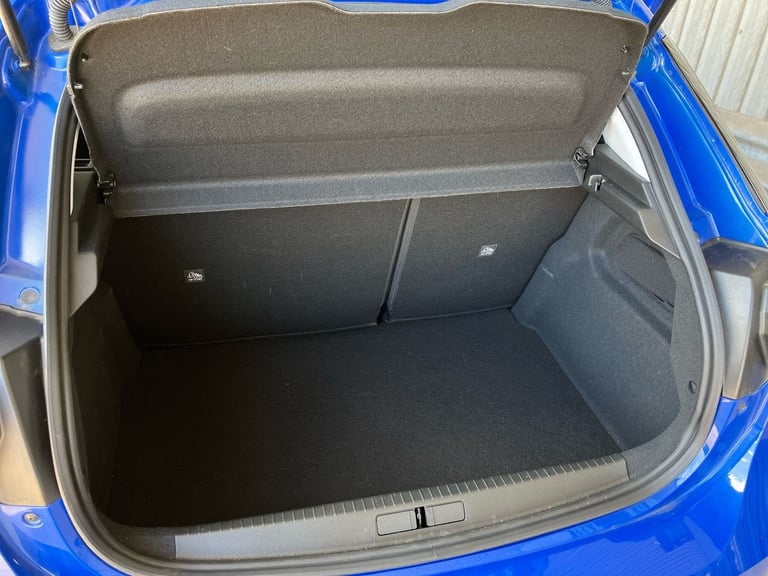 2024 Vauxhall Corsa 100kW Design 50kWh 5dr Auto Hatchback Electric Automatic