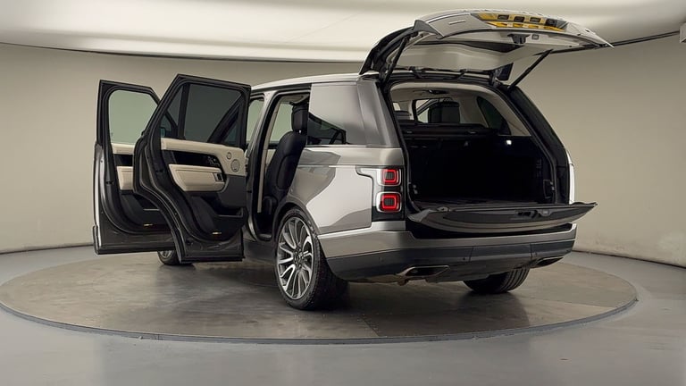 2019 Land Rover Range Rover 4.4 SD V8 Autobiography SUV 5dr Diesel Auto 4WD Euro 6 (s/s) (339 ps)...
