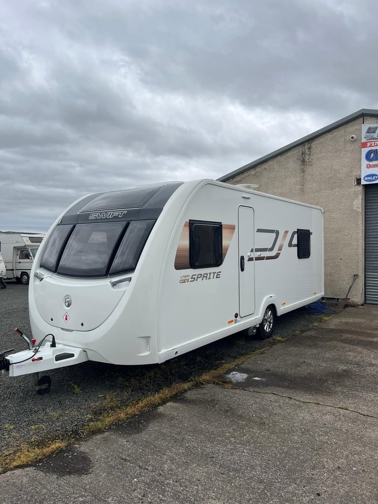 Swift Sprite major 4 eb 4 berth fixed island bed 2020