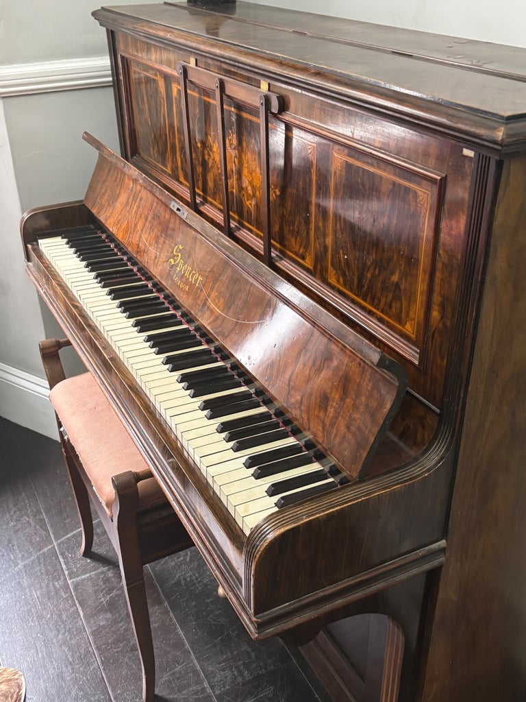 Piano for free