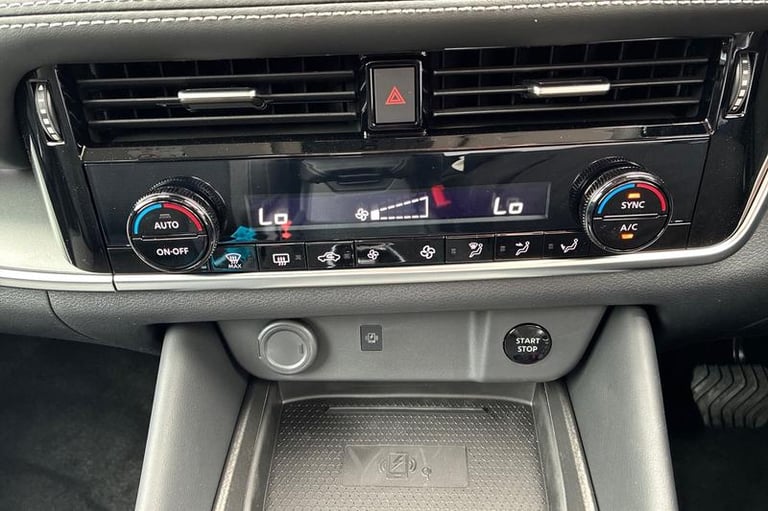 2025 Nissan Qashqai 1.5 E-Power N-Connecta 5dr Auto HATCHBACK PETROL/ELECTRIC Automatic