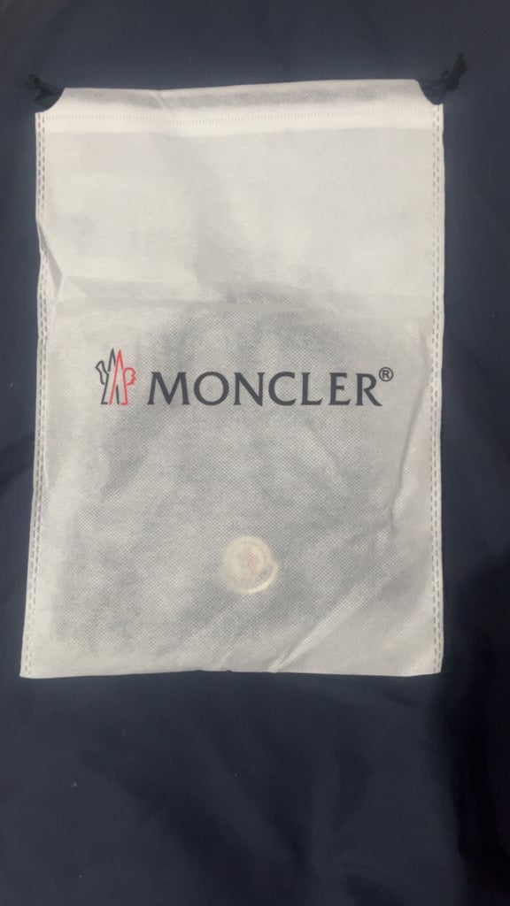 Moncler beanie 