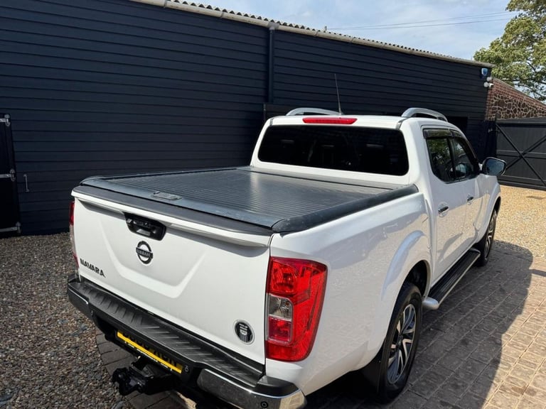 2018 Nissan Navara Double Cab Pick Up Tekna 2.3dCi 190 4WD PICK UP DIESEL Manual