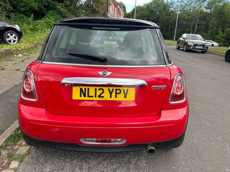 Mini Cooper 1.6L Petrol!