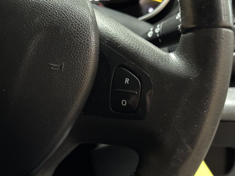 2016 Vauxhall Vivaro 1.6 CDTi 2900 BiTurbo ecoFLEX Sportive Crew Van Double Cab 5dr Diesel Manua ...