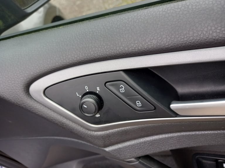 2015 Volkswagen Golf 1.6 TDI 105 S 5dr HATCHBACK Diesel Manual